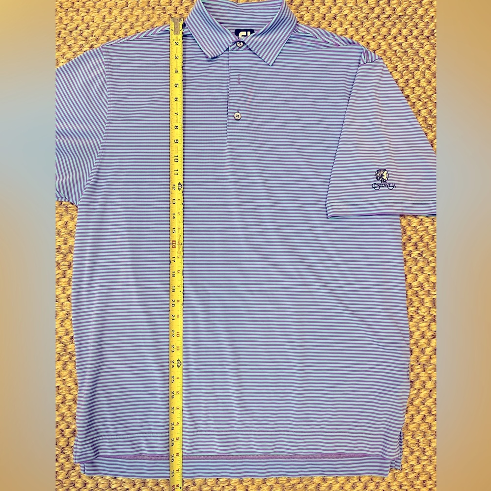 FootJoy men’s large golf shirt.